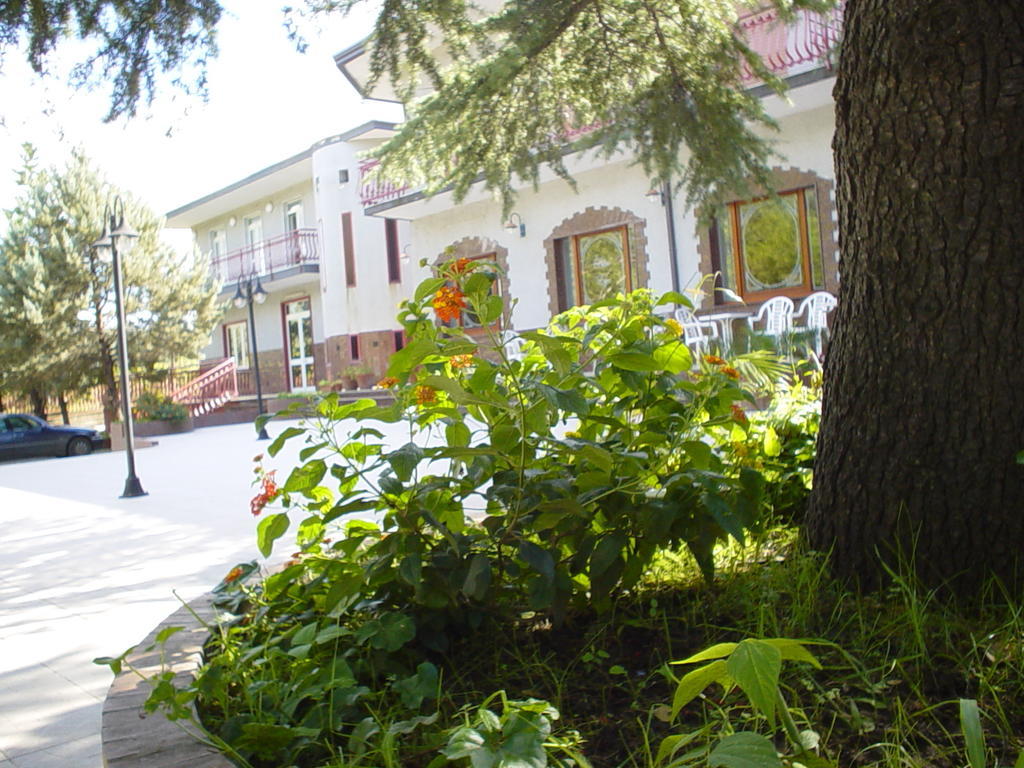 Hotel Del Lago Telese Exterior foto